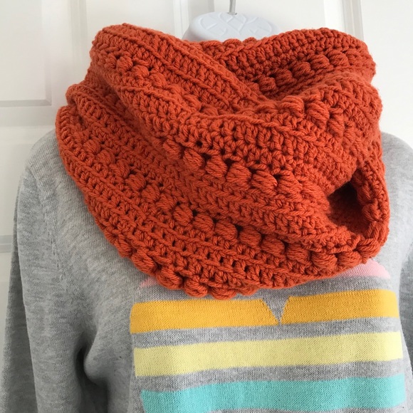 Infinity scarf🧣🥶 - Picture 2 of 11